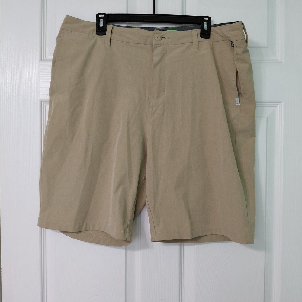 Quiksilver Amphibian Shorts Mens 38 Khaki Water Repellent 4 Way Stretch Hybrid